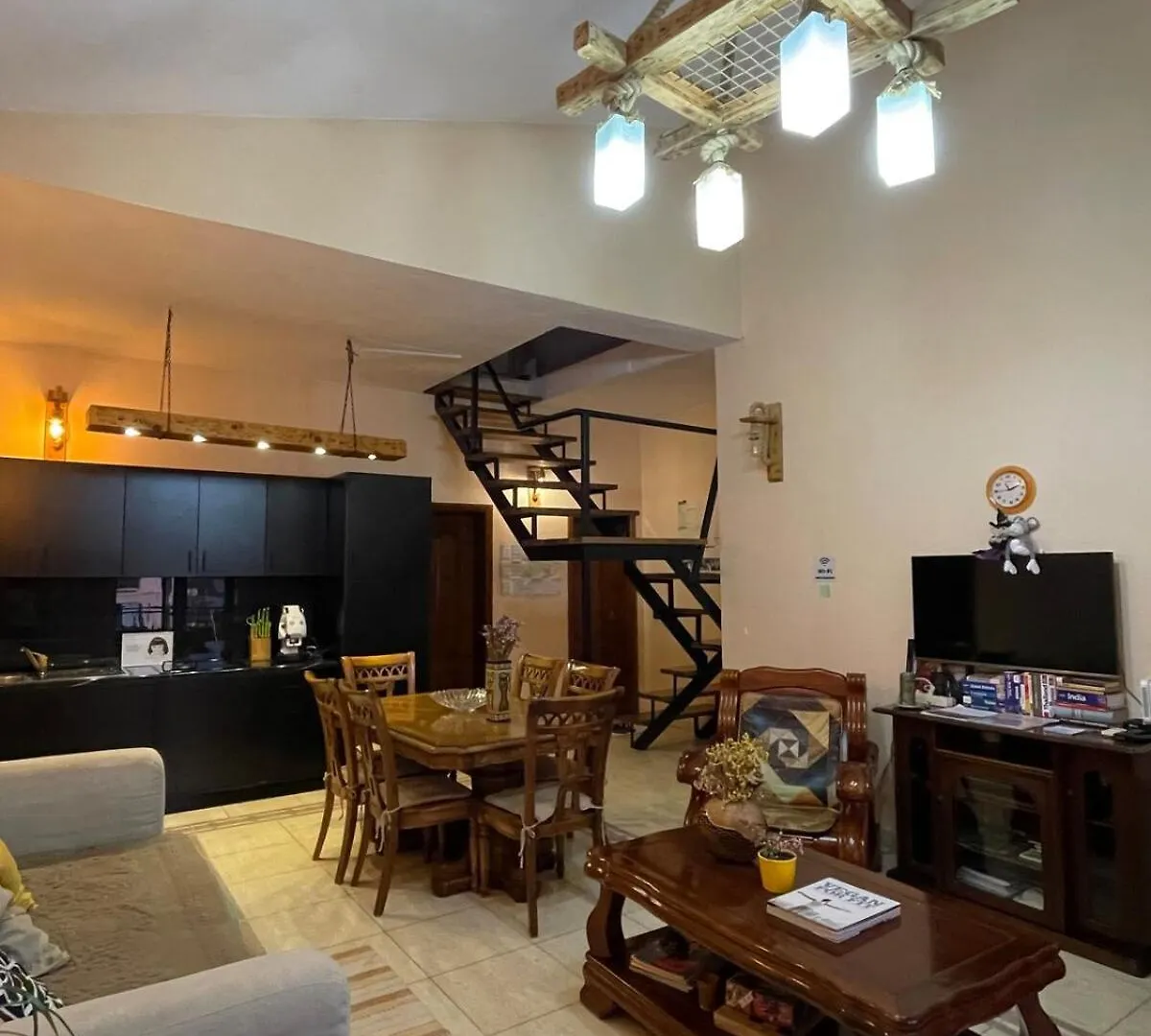 Cozy Big Apartment With Balcony Тирана 0*,  Албания